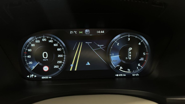 Volvo V90 D4 MOMENTUM AUT  REZERVACE 2.0 d Momentum