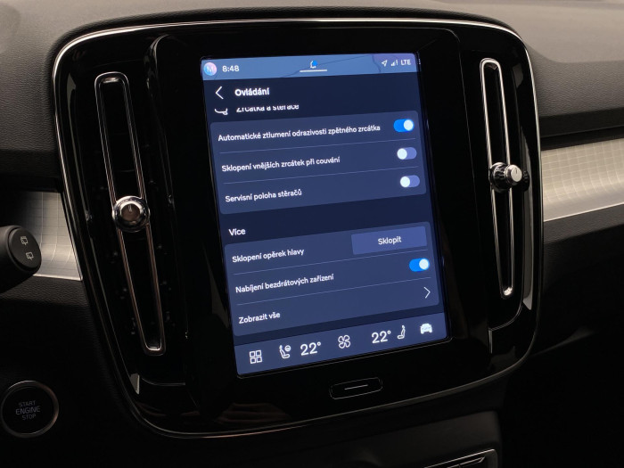 Volvo XC40 B3 DARK PLUS AUT CZ