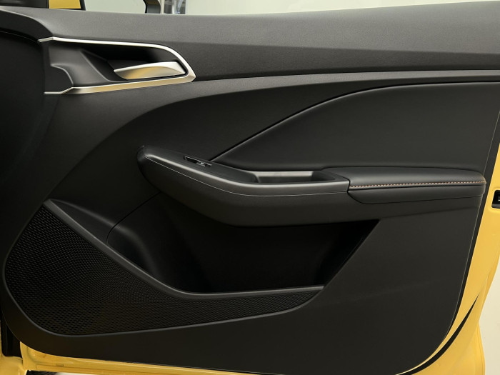 MG MG3 EXCLUSIVE HYBRID+ AUT CZ 1.maj 1.5 Exclusive