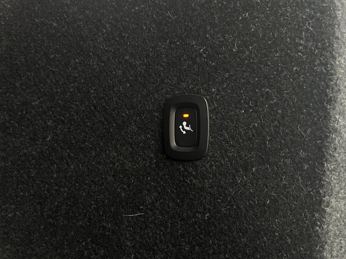 Volvo C40 RECHARGE TWIN MOTOR 1.maj.