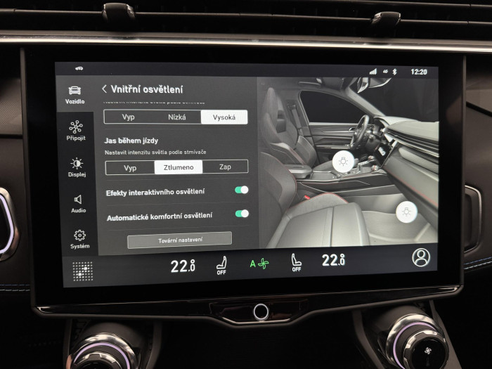 Lynk & Co 01 PHEV DCT AUT REZERVACE