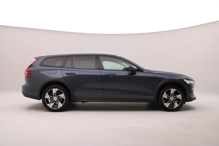 Volvo V60 CC B4 AWD BRIGHT PLUS AUT CZ