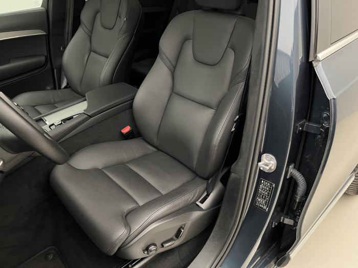 Volvo XC90 T8 AWD RECHARGE ULT. BRIGHT 7M