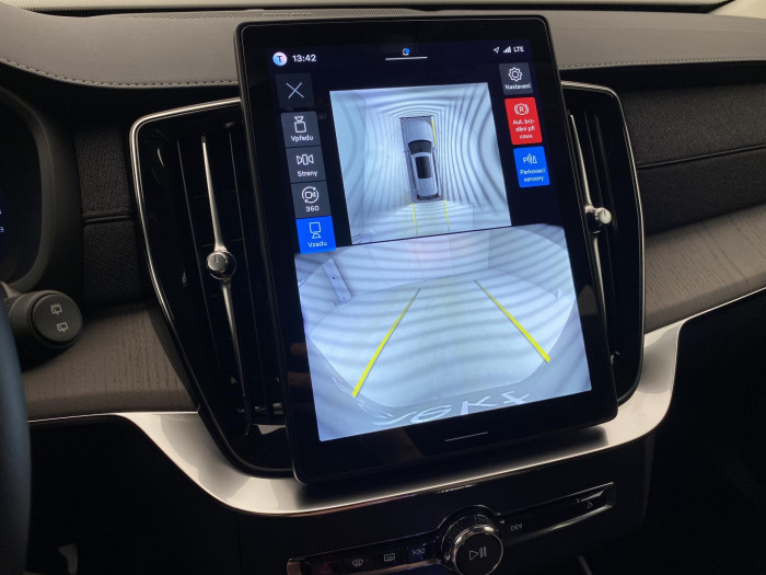 Volvo XC90 B5 AWD DARK PLUS AUT CZ 7míst