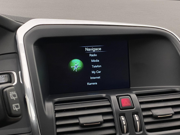 Volvo XC60 D5 AWD SUMMUM AUT CZ 2.4 d Summum