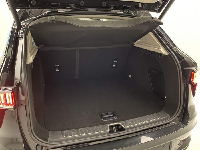 Lynk & Co 01 PHEV DCT AUT 1.maj