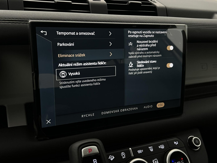 Land Rover Defender 110 D200 S AWD Aut REZERVACE 3.0 d