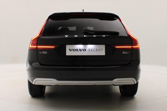 Volvo V90 CC B6 AWD ADVANCED REZERVACE 2.0 CC CC