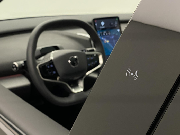 Volvo EX30 PURE ELECTRIC TWIN AWD ULTRA