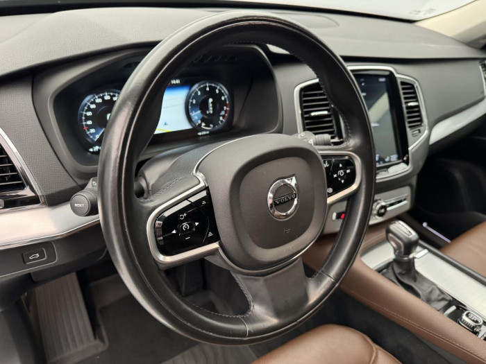 Volvo XC90 T5 AWD MOMENTUM CZ REZERVACE 2.0 Momentum