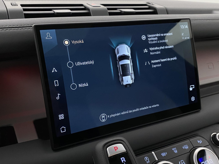 Land Rover Defender 110 D250X-DYNAMIC SE REZERVACE 3.0 d Dynamic SE