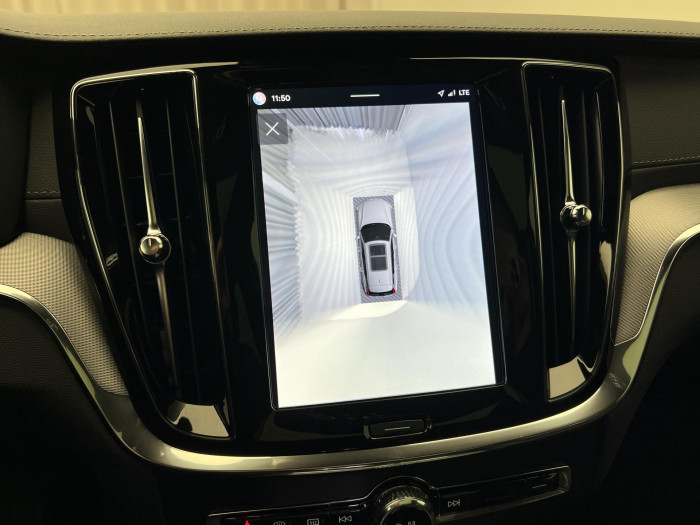 Volvo V60 B4 ULTRA DARK AUT 1.maj.