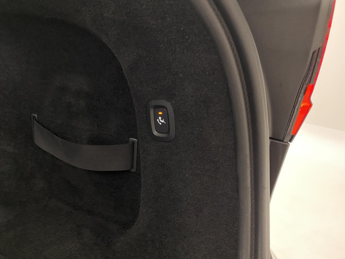 Volvo V90 T6 AWD PLUG-IN DARK PLUS AUT