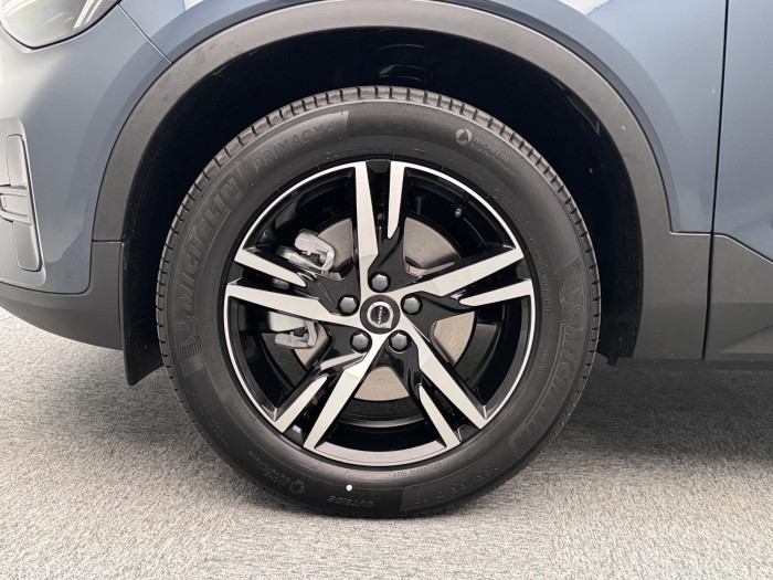 Volvo XC40 B3 AUT DARK PLUS