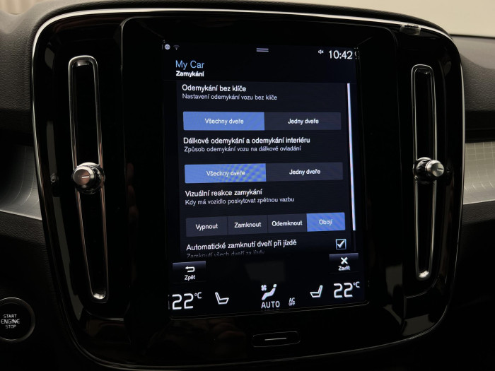 Volvo XC40 D4 AWD MOMENTUM AUT 2.0 d Momentum