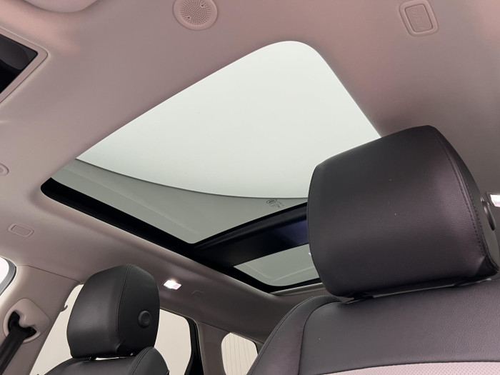 Land Rover Range Rover Evoque P250 DYNAMIC SE AWD AUT CZ 2.0 Dynamic SE