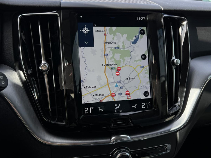 Volvo XC60 D3 MOMENTUM NAVIGACE 1.maj. 2.0 d Momentum