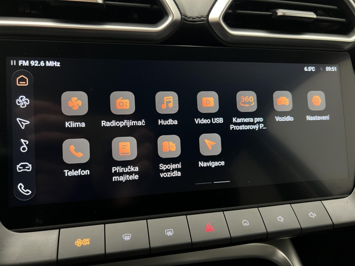 MG ZS 1.5 EXCLUSIVE HYBRID+ AUT CZ 1.5 Exclusive