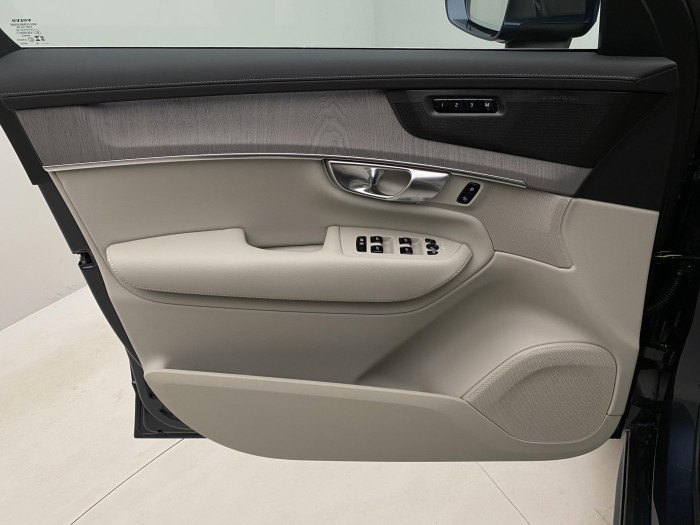Volvo XC90 B5 AWD AUT BRIGHT PLUS 7míst