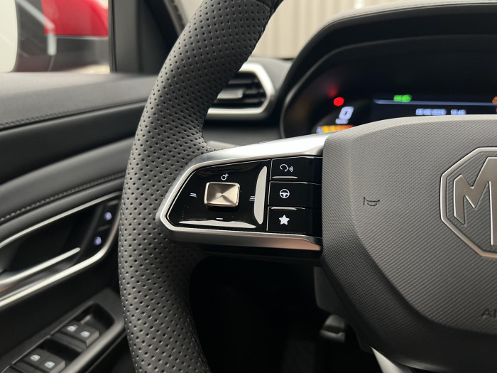 MG ZS HYBRID+ EXCLUSIVE 1.5TGI AUT 1.5 Exclusive