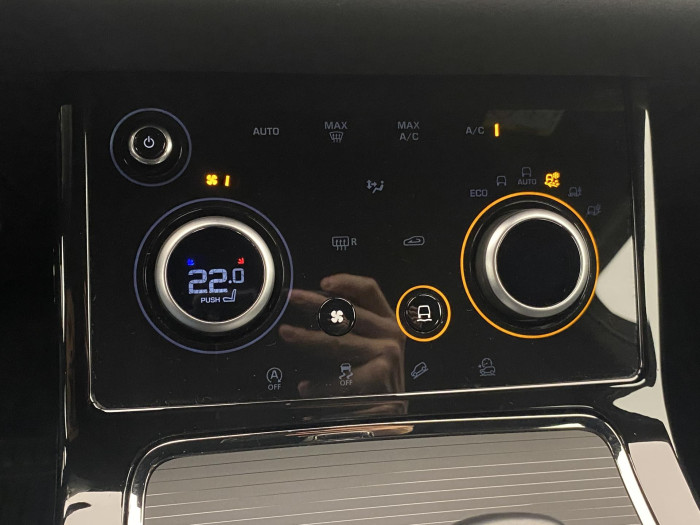 Land Rover Range Rover Evoque P200 R-DYNAMIC REZERVACE 2.0 Dynamic