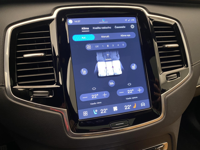 Volvo XC90 B5 AWD BRIGHT ULTRA CZ 7m