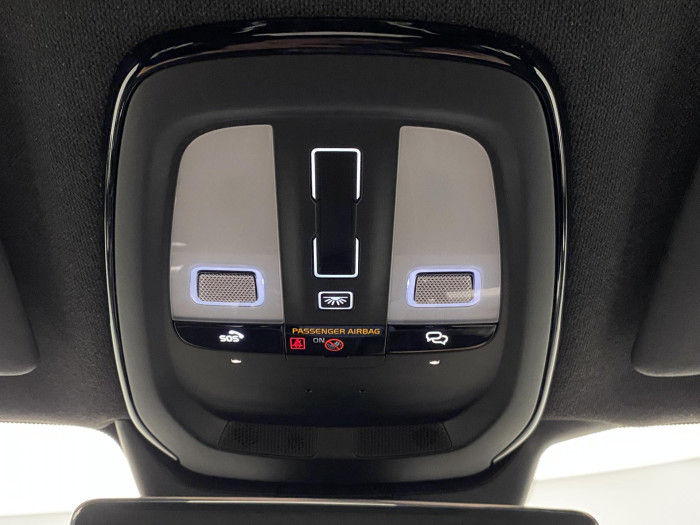 Volvo XC40 B3 AUT DARK PLUS