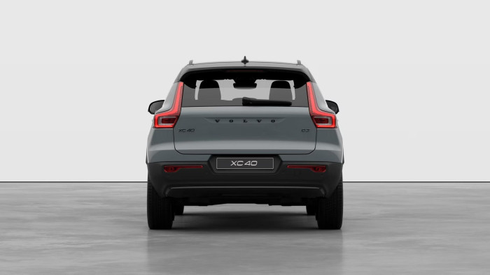 Volvo XC40 B3 AUT PLUS BLACK EDITION
