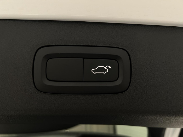 Lynk & Co 01 MORE PHEV