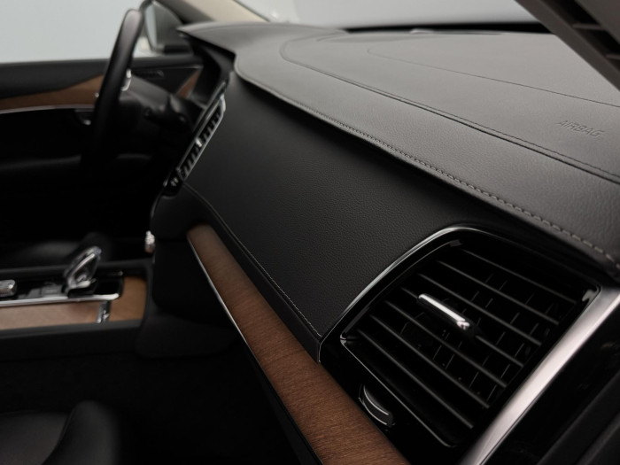 Volvo XC90 B5 AWD INSCRIPTION CZ 1.maj