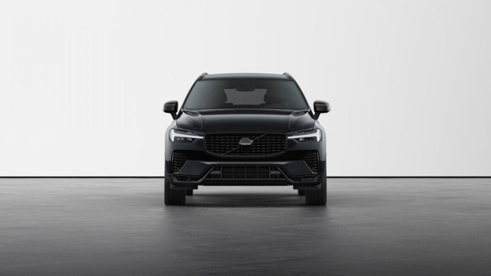 Volvo XC60 B5 AWD AUT PLUS BLACK EDITION 2.0 Plus Edition