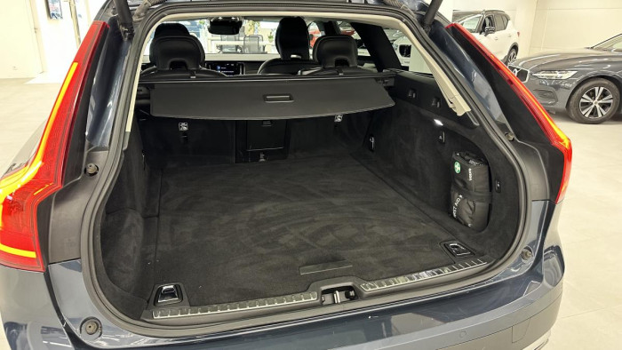 Volvo V90 CROSS COUNTRY D4 REZERVACE 2.0 d