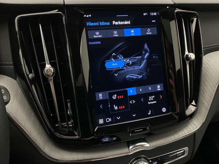 Volvo XC60 T8 AWD ULTIMATE RECHARGE AUT