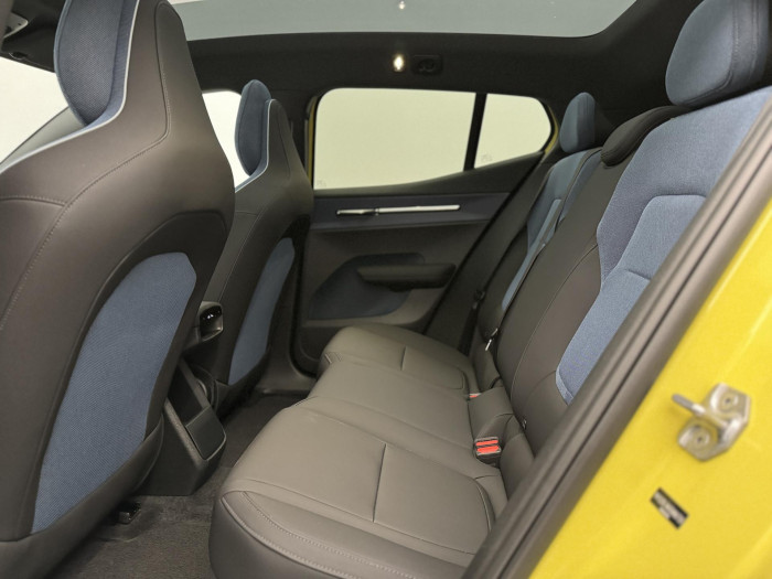 Volvo EX30 EXTENDED ULTRA AUT 1.maj