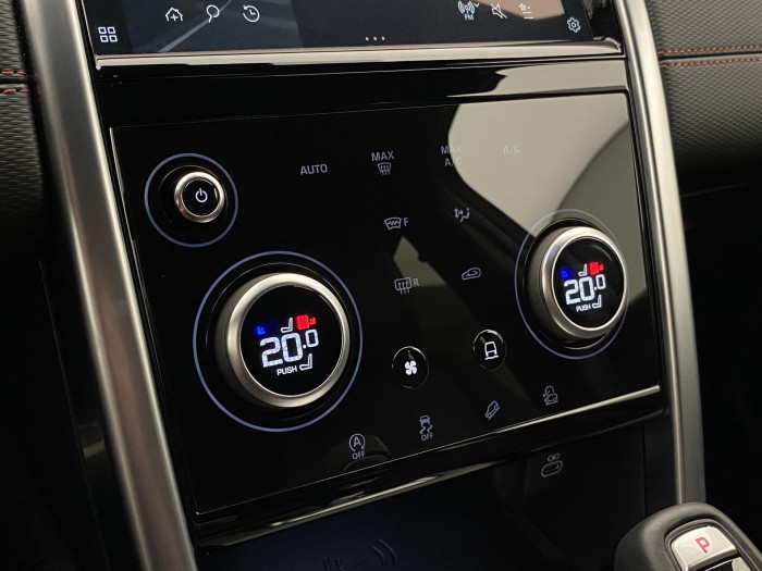 Land Rover Discovery Sport D200 R-DYNAMIC SE AWD AUT 2.0 d Dynamic SE