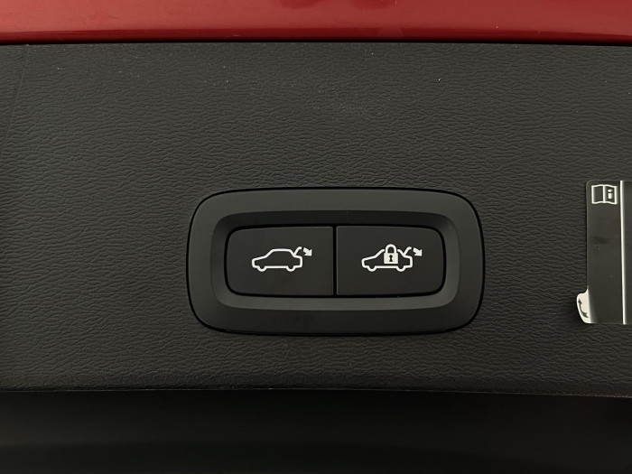 Volvo XC40 T2 MOMENTUM PRO 1.maj. 1.5 Momentum