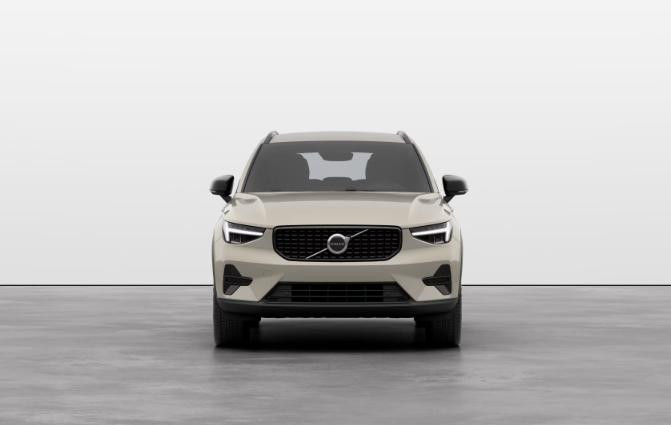 Volvo XC40 B4 AUT BLACK PLUS