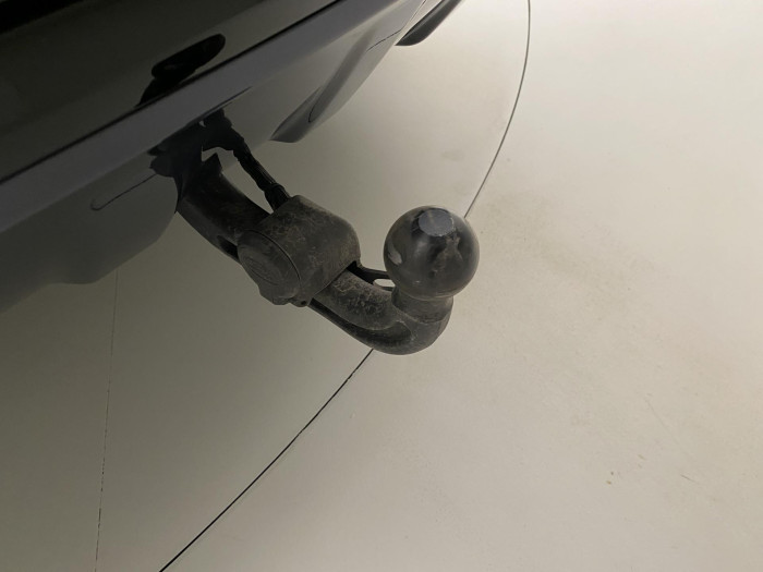 Land Rover Discovery Sport D200 SE DYNAMIC AWD CZ 1.maj 2.0 d SE Dynamic