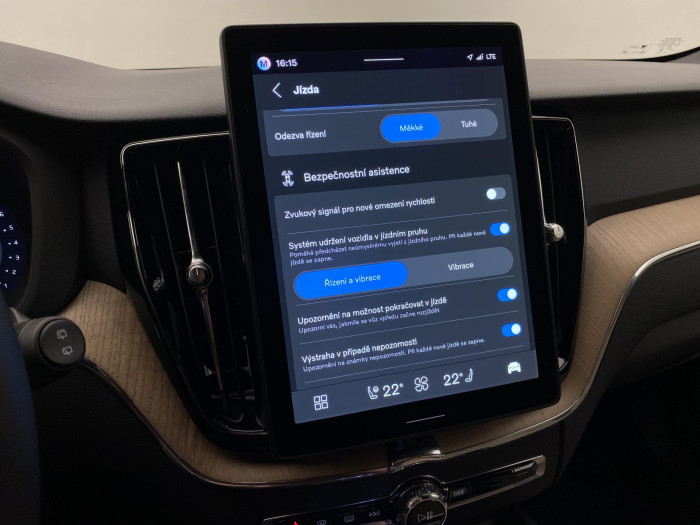 Volvo XC60 B5 AWD AUT DARK PLUS