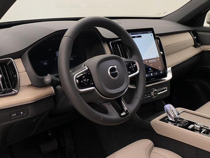 Volvo XC90 T8 AWD RECHARGE BRIGHT PLUS 7m