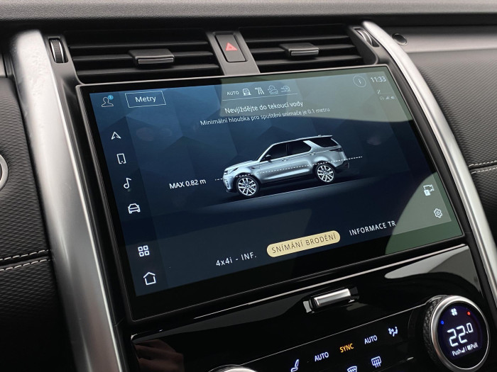 Land Rover Discovery D250 SE AWD REZERVACE 3.0 d SE