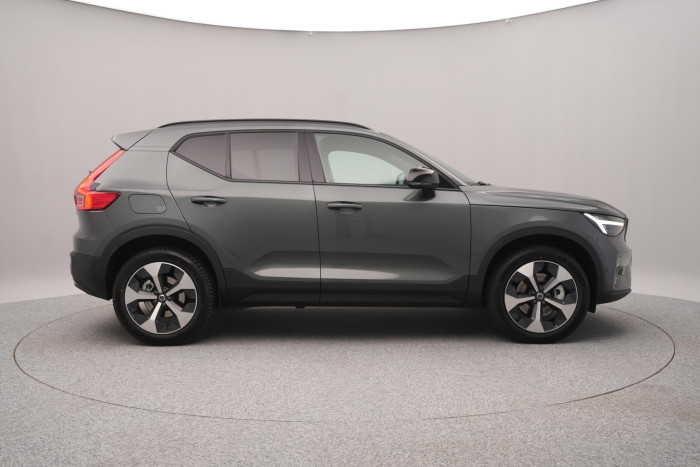 Volvo XC40 B3 AUT DARK ULTRA