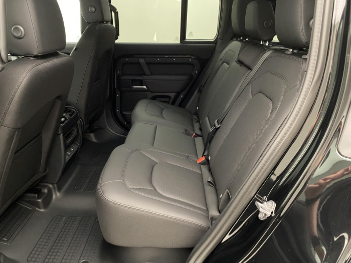 Land Rover Defender 110 D200 S AWD AUT 3.0 d