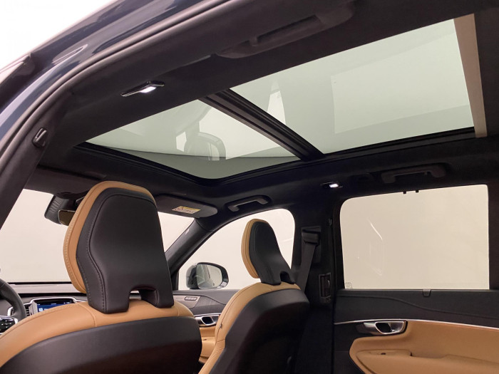 Volvo XC90 T8 AWD ULTIMATE DARK RECHARGE