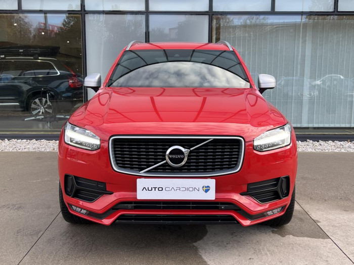 Volvo XC90 D5 AWD R-DESIGN 7MÍSTNÁ Aut 2.0 d