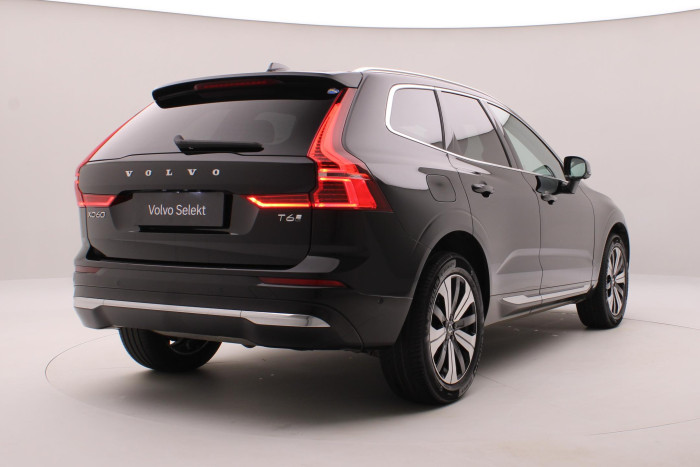 Volvo XC60 T6 AWD PLUG-IN REZERVACE