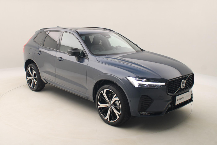 Volvo XC60 B5 AWD ULTIMATE DARK AUT 1.maj