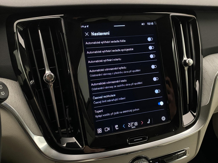 Volvo V60 T6 AWD PLUG-IN BRIGHT PLUS