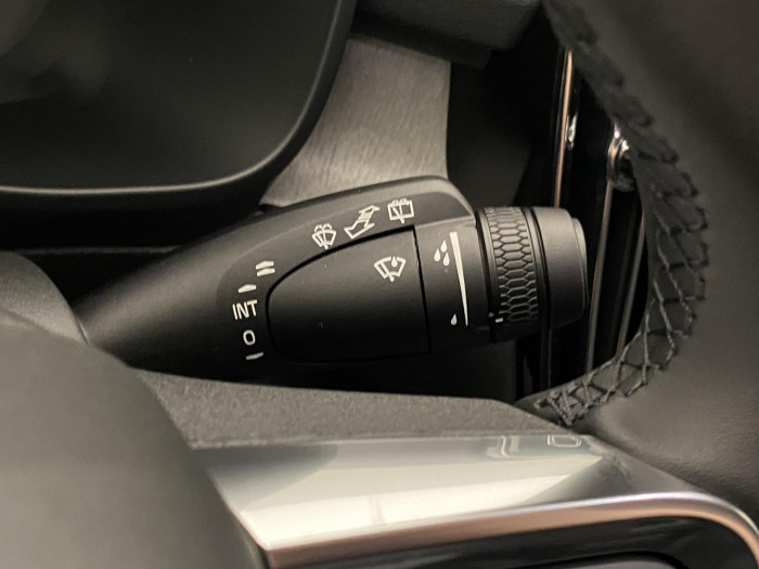Volvo XC40 B4 AUT DARK PLUS