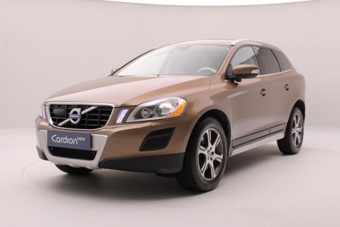 Volvo XC60 D5 AWD SUMMUM AUT CZ 2.4 d Summum